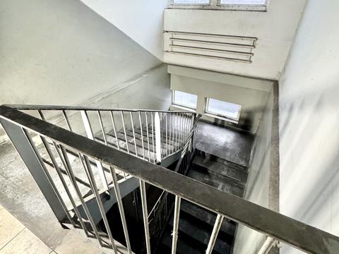 комерційна за адресою Запорізька вул., 38