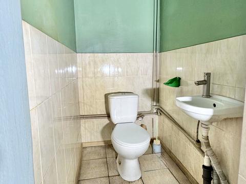 комерційна за адресою Запорізька вул., 38