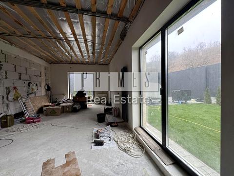 дом по адресу  ул.