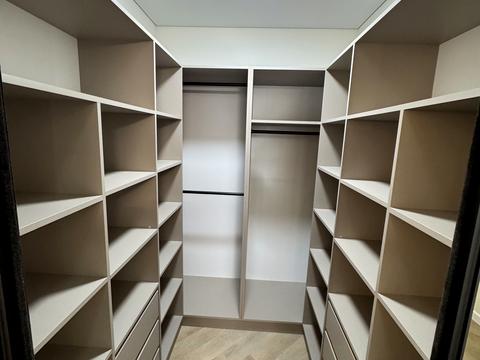 квартира за адресою Юліана Пелеша вул., 3