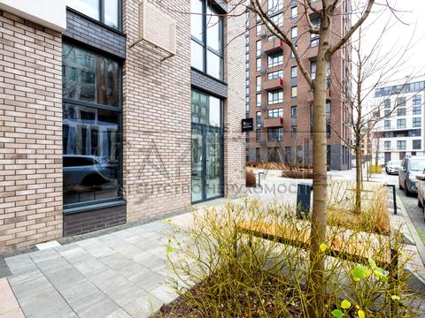 комерційна за адресою Салютна вул., (Будинок 02301-02303)