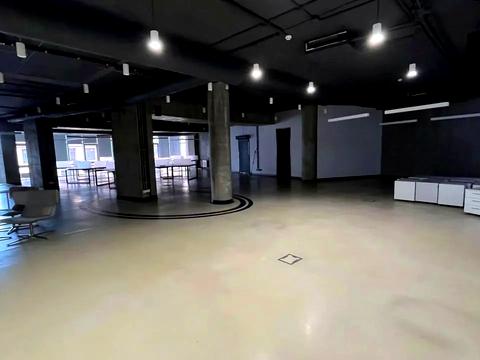 коммерческая по адресу Евгения Коновальца ул. (Щорса), 36