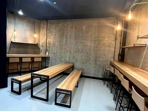 коммерческая по адресу Евгения Коновальца ул. (Щорса), 36