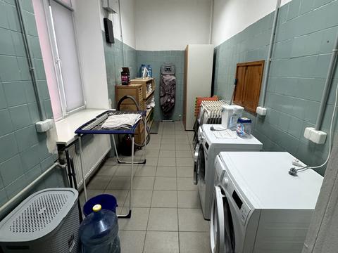 комерційна за адресою Набережно-Лугова вул., 12