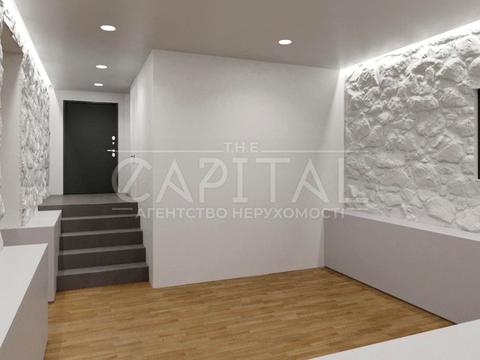 комерційна за адресою Київ, Круглоуніверситетська вул., 18/2