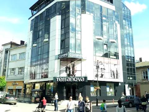 коммерческая по адресу Рынок пл., 18