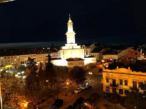 коммерческая по адресу Рынок пл., 18