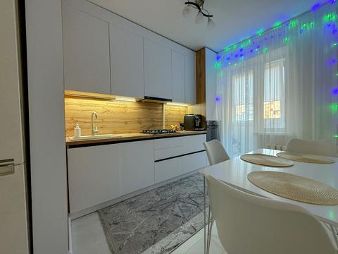 квартира за адресою Євгена Коновальця вул., 10