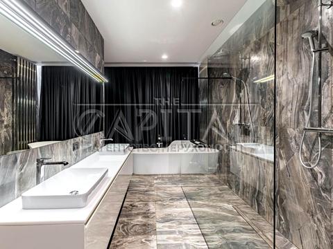 будинок за адресою вул. Лютнева