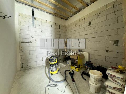 будинок за адресою Леоніда Каденюка вул.