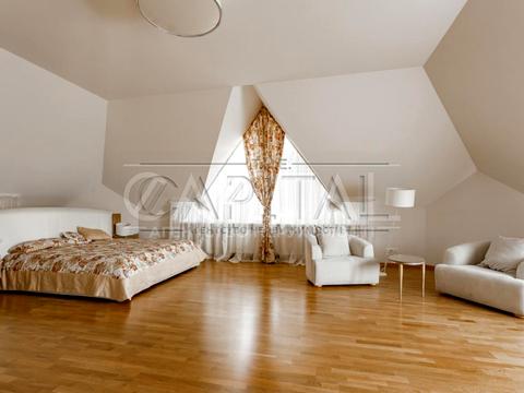 будинок за адресою смт. Козин, Старокиївська вул., 1