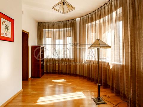 будинок за адресою смт. Козин, Старокиївська вул., 1