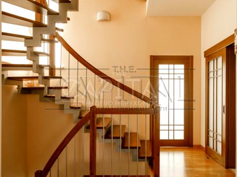 будинок за адресою смт. Козин, Старокиївська вул., 1