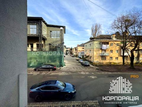 комерційна за адресою Тихого, 8А