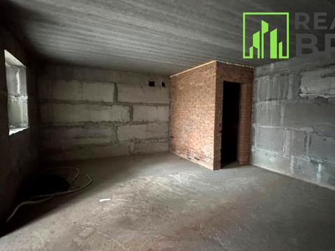 комерційна за адресою Кам'янецька вул., 1