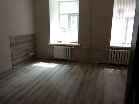 комерційна за адресою Михайлівська вул., 24/11