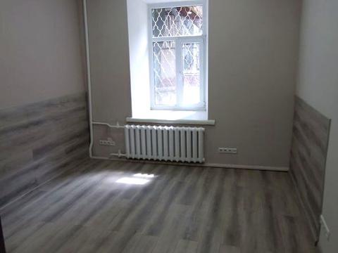 комерційна за адресою Михайлівська вул., 24/11