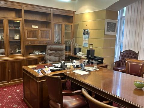 комерційна за адресою Мокра вул. (Кудряшова), 16