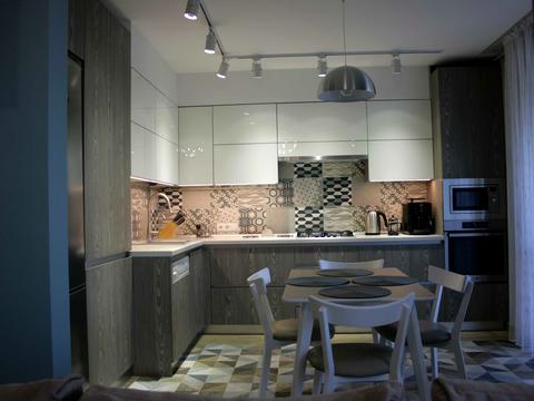 квартира по адресу Угорская ул., 12