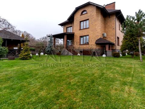 будинок за адресою Київська вул., 1