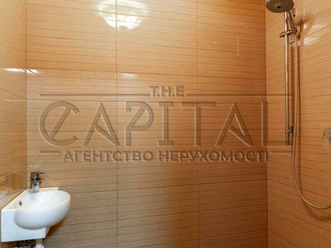 будинок за адресою Київська вул., 1