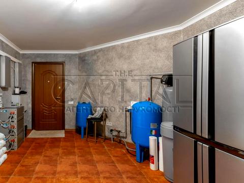 будинок за адресою Київська вул., 1