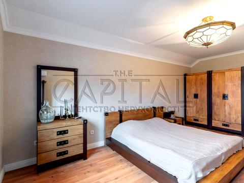 будинок за адресою Київська вул., 1