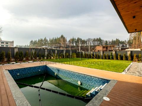 будинок за адресою Квітнева вул.