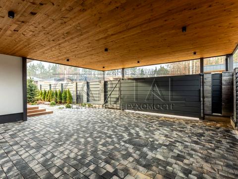 будинок за адресою Квітнева вул.