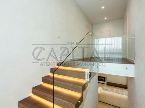 будинок за адресою Квітнева вул.