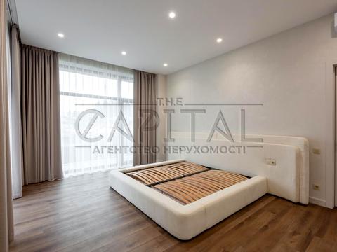 будинок за адресою Квітнева вул.