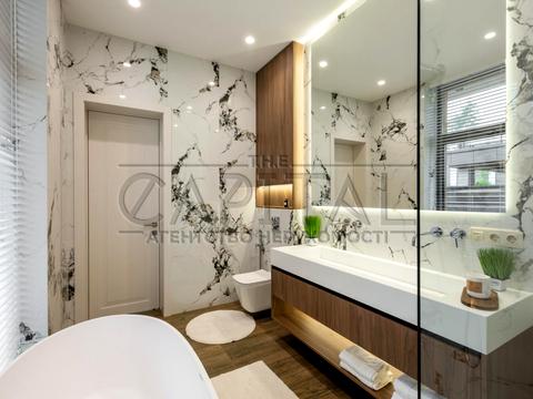 будинок за адресою Квітнева вул.