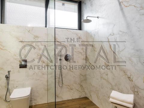 будинок за адресою Квітнева вул.