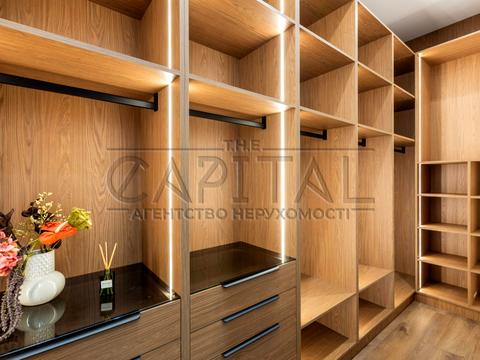 будинок за адресою Квітнева вул.