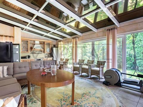 дом по адресу Борщаговская ул.