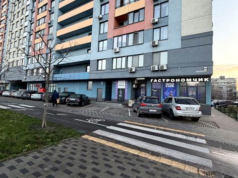 комерційна за адресою Богатирська вул., 6-А