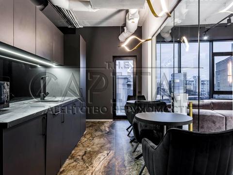 комерційна за адресою Київ, Буслівська вул., 12