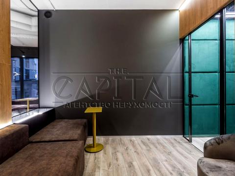 комерційна за адресою Київ, Буслівська вул., 12