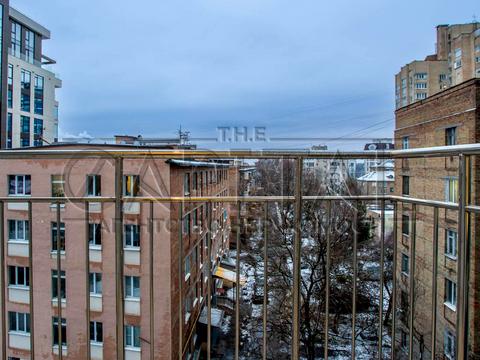 комерційна за адресою Київ, Буслівська вул., 12