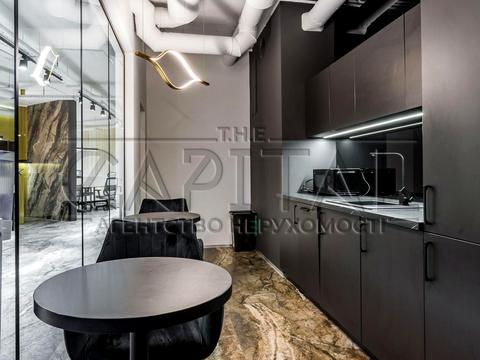 комерційна за адресою Київ, Буслівська вул., 12