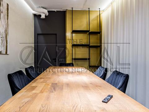 комерційна за адресою Київ, Буслівська вул., 12