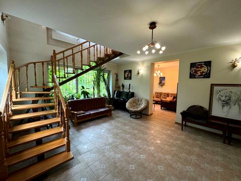 будинок за адресою Богатирська вул., 30