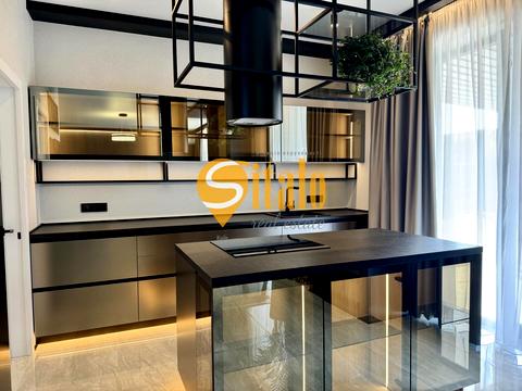 будинок за адресою Центральна вул.