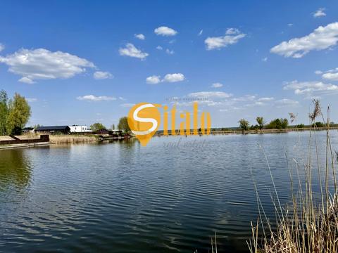 будинок за адресою Центральна вул.