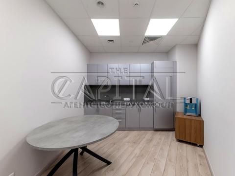 комерційна за адресою Київ, Січових Стрільців вул. (Артема), 17