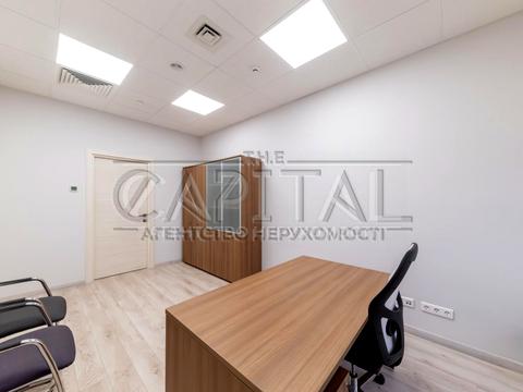 комерційна за адресою Київ, Січових Стрільців вул. (Артема), 17