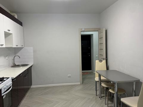 квартира за адресою Максима Залізняка вул., 1в