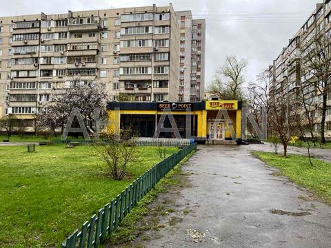 комерційна за адресою Микільсько-Слобідська вул., 6/2