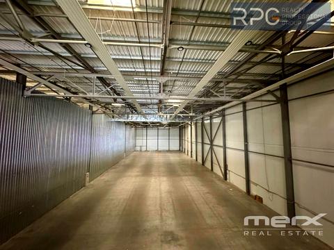 комерційна за адресою Бровари, Олега Онікієнка вул., 61