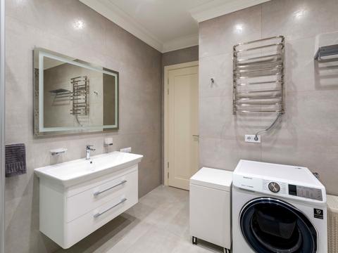 квартира за адресою Дніпровська набережна вул., 14-Б